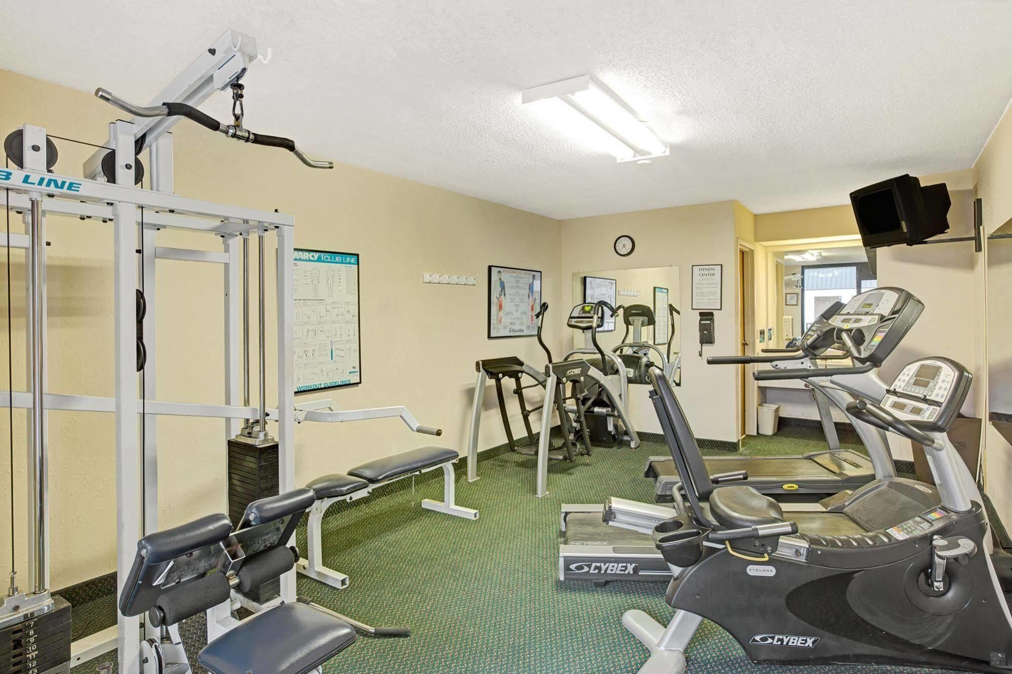 קורנליוס Days Inn Lake Norman מראה חיצוני תמונה