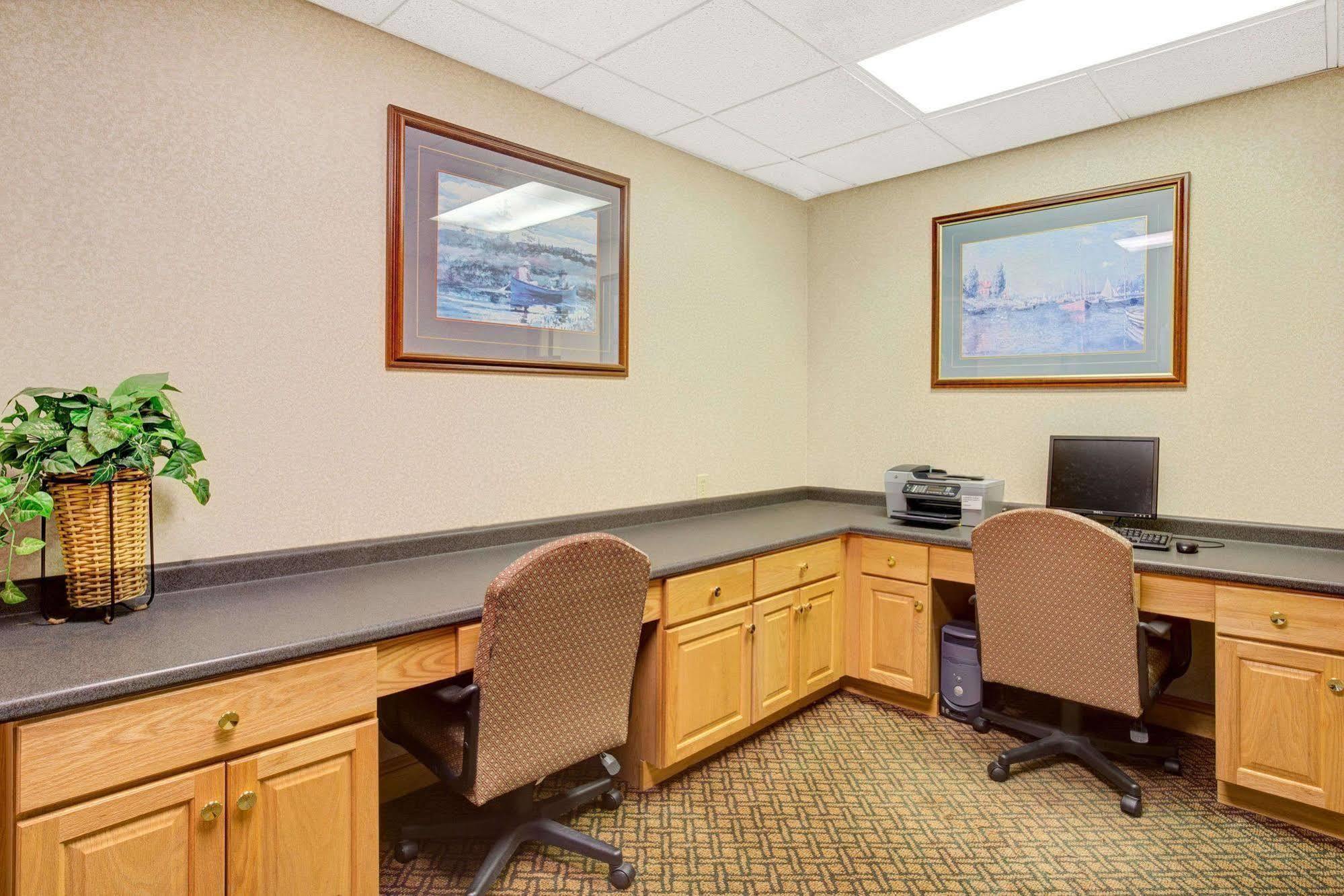 קורנליוס Days Inn Lake Norman מראה חיצוני תמונה