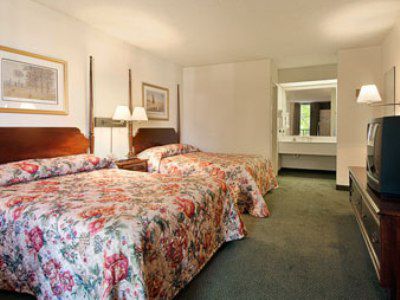 קורנליוס Days Inn Lake Norman חדר תמונה