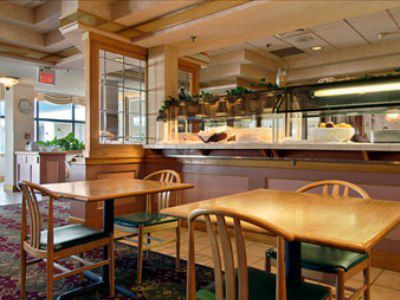 קורנליוס Days Inn Lake Norman מסעדה תמונה